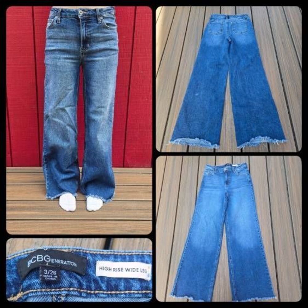 BCBGeneration High Rise wide leg jeans frayed hem, stretch size 3 cute